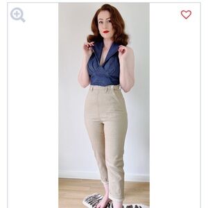 Elegant Beige Women's Cropped Pants